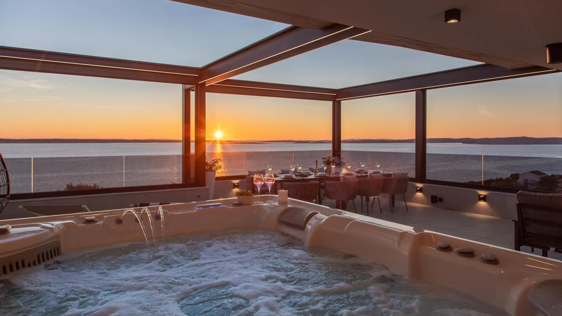 Appartamento Lavida Penthouse, With Jacuzzi And Sauna Rtina