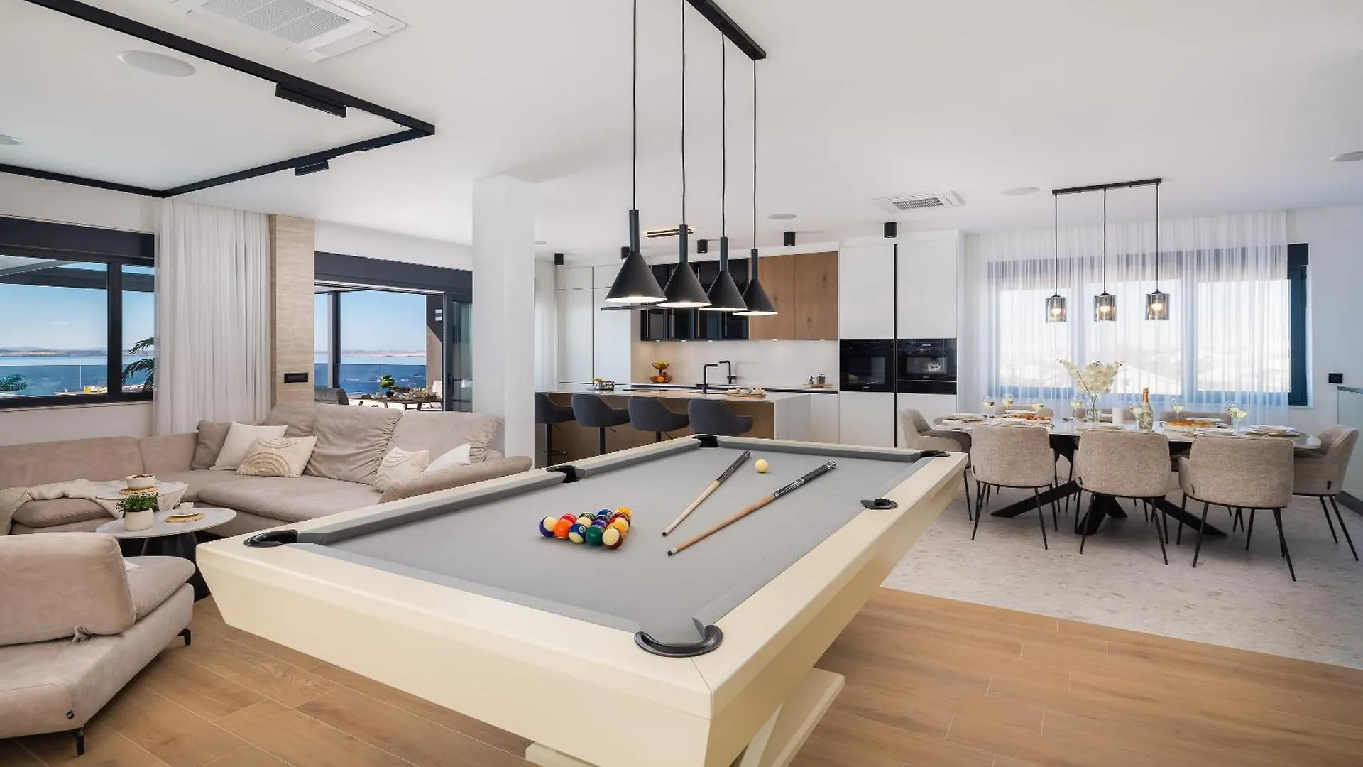 Lavida Penthouse, With Jacuzzi And Sauna Rtina 0*,
